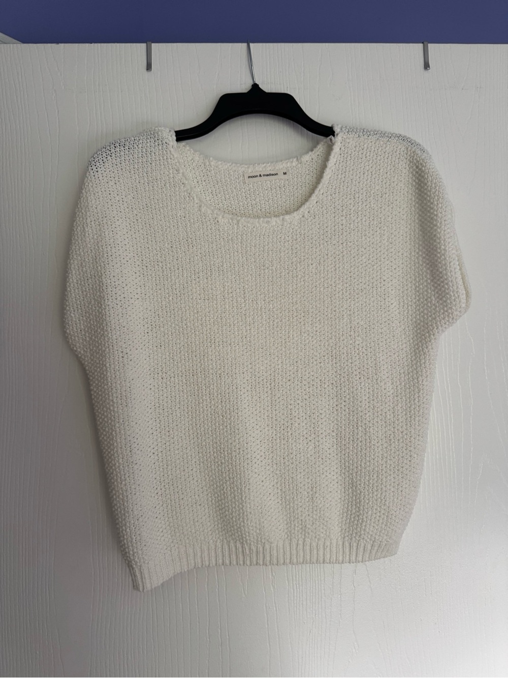 White Short-Sleeve Knit Pullover